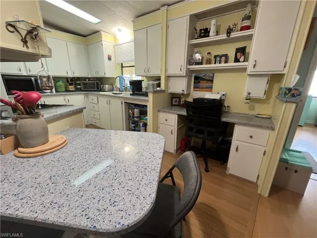9218  Bonita  DR, North Fort Myers, FL 33903