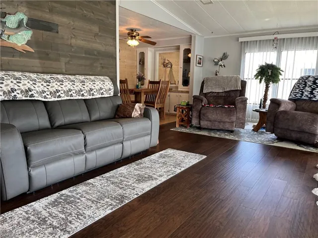 9218  Bonita  DR, North Fort Myers, FL 33903