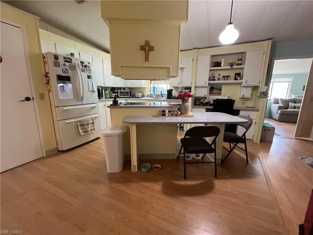 9218  Bonita  DR, North Fort Myers, FL 33903