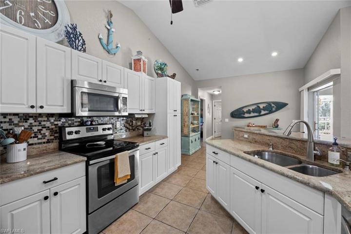 836 Mohawk PKWY, CAPE CORAL FL 33914
