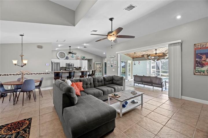 836 Mohawk PKWY, CAPE CORAL FL 33914