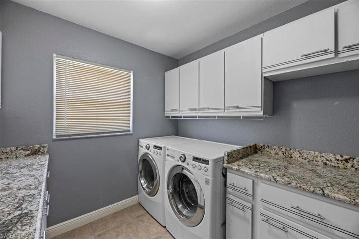 836 Mohawk PKWY, CAPE CORAL FL 33914