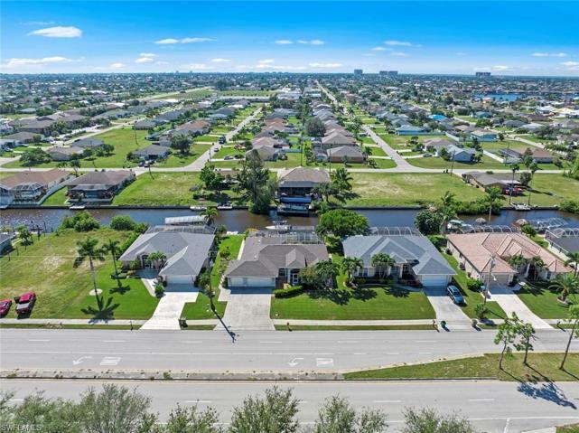 836 Mohawk PKWY, CAPE CORAL FL 33914