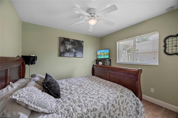 836 Mohawk PKWY, CAPE CORAL FL 33914