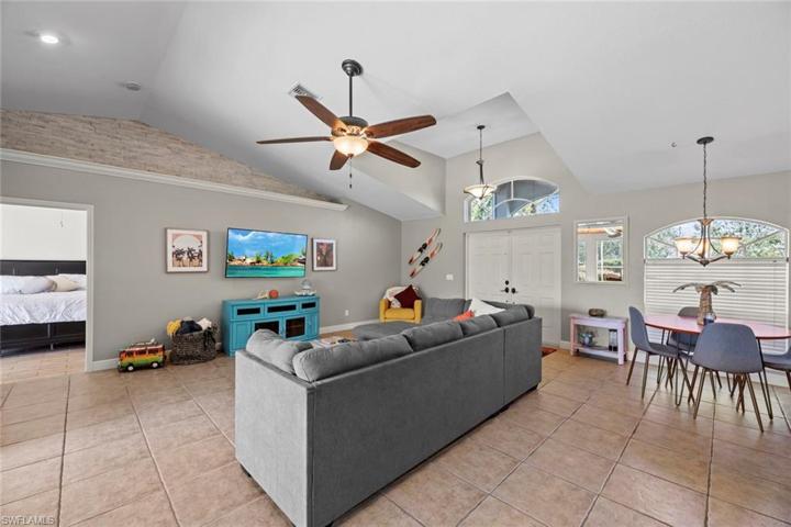 836 Mohawk PKWY, CAPE CORAL FL 33914