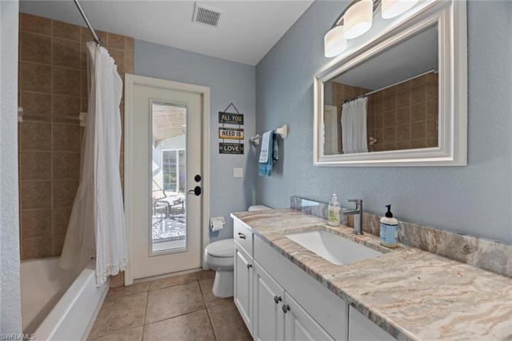 836 Mohawk PKWY, CAPE CORAL FL 33914