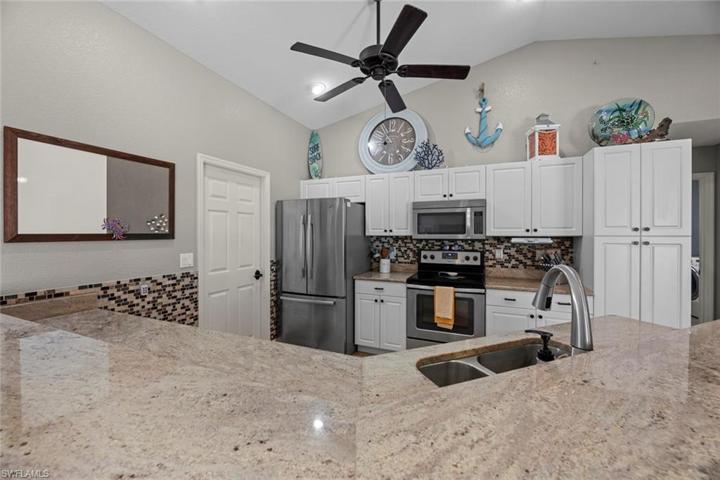 836 Mohawk PKWY, CAPE CORAL FL 33914