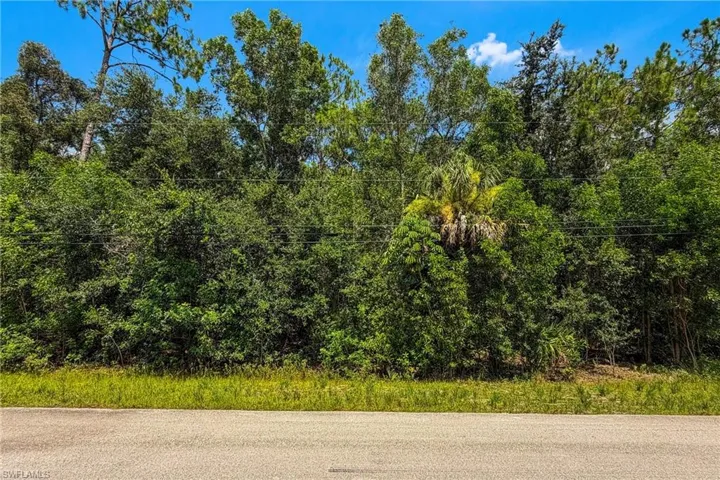 620 Soll St, Naples, Florida 34109