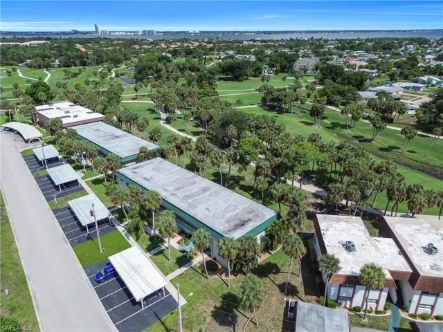 1715 Golf Club Dr 2, North Fort Myers, Florida 33903