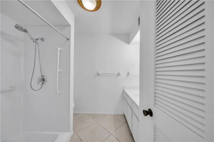 1715 Golf Club Dr 2, North Fort Myers, Florida 33903
