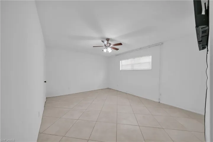 1715 Golf Club Dr 2, North Fort Myers, Florida 33903