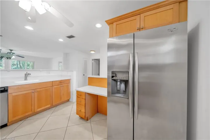 1715 Golf Club Dr 2, North Fort Myers, Florida 33903