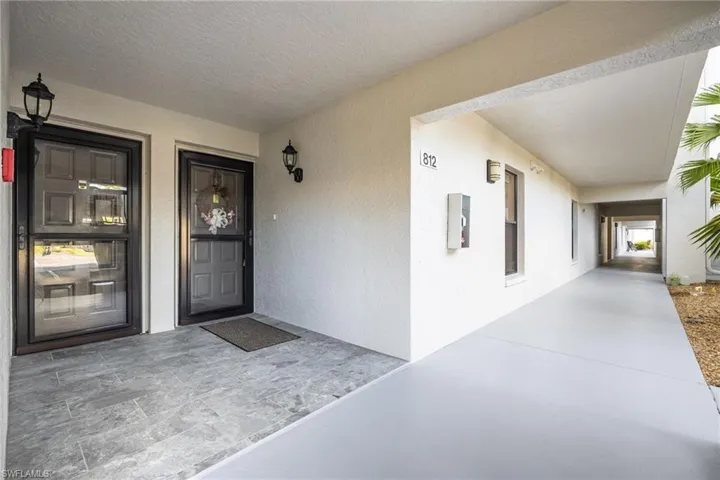 5905 Trailwinds Dr 812, Fort Myers, Florida 33907