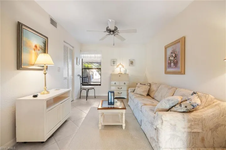 Bedroom/den/bonus room