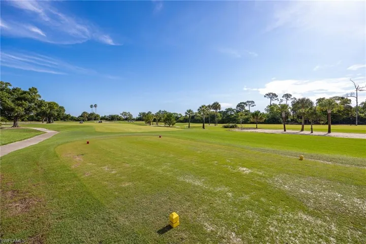 5905 Trailwinds Dr 812, Fort Myers, Florida 33907