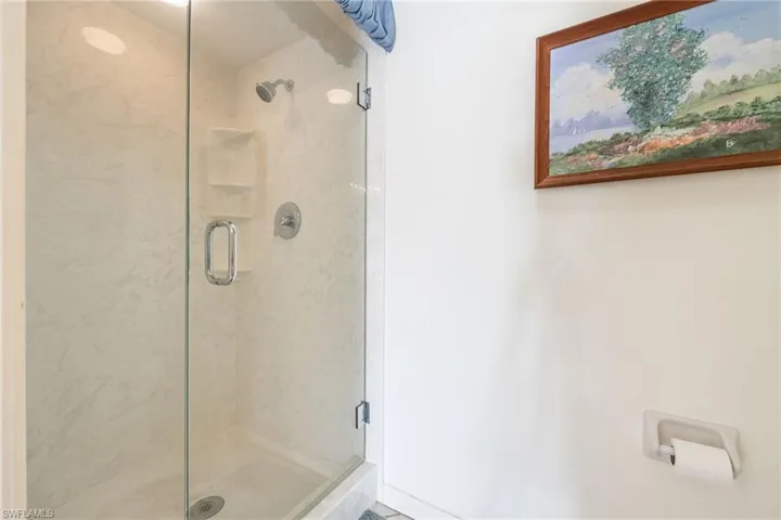 5905 Trailwinds Dr 812, Fort Myers, Florida 33907