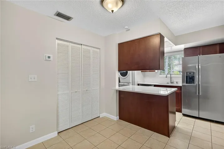 3320 New South Province Blvd 1, Fort Myers, Florida 33907
