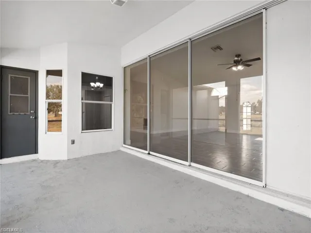 View of patio / terrace with a ceiling fan