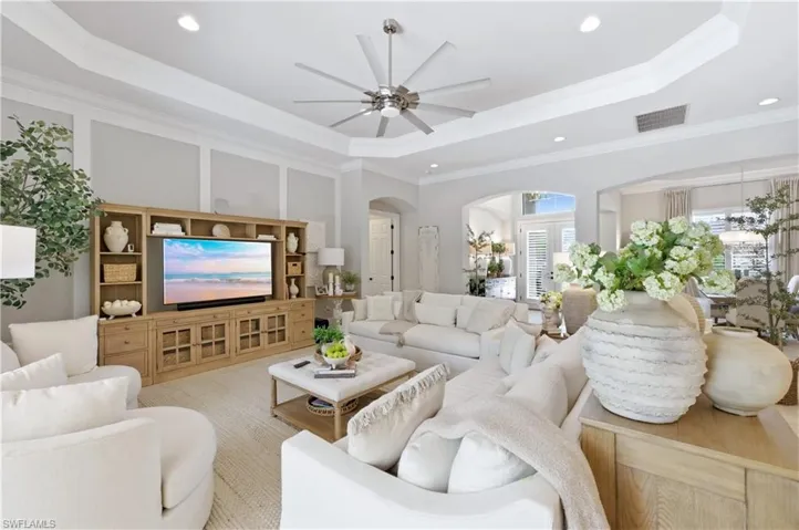 1467 Mockingbird Dr, Naples, Florida 34120