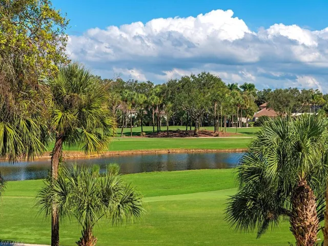 7032  Pelican Bay  BLVD, Naples, FL 34108