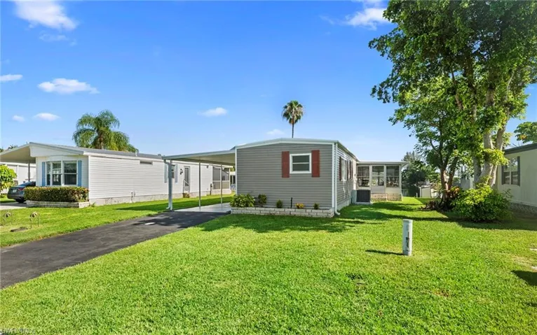 455 Cape Florida Way, Naples, Florida 34104