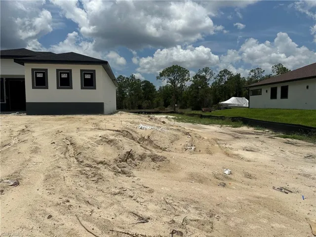 119 Moore Ave, Lehigh Acres, Florida 33936