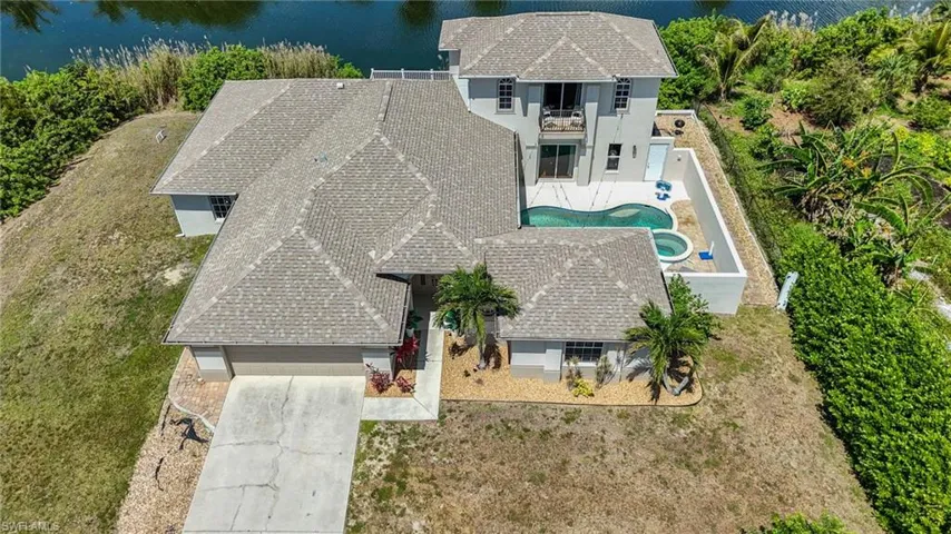 2534 20th Ct, Cape Coral, Florida 33909
