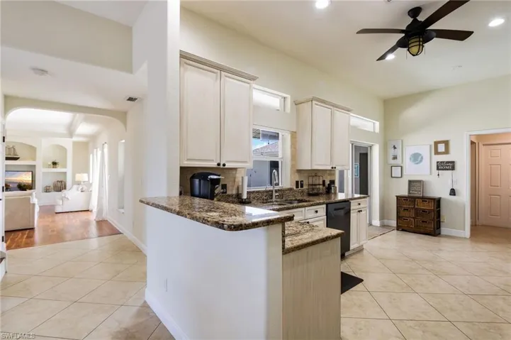 2534 20th Ct, Cape Coral, Florida 33909