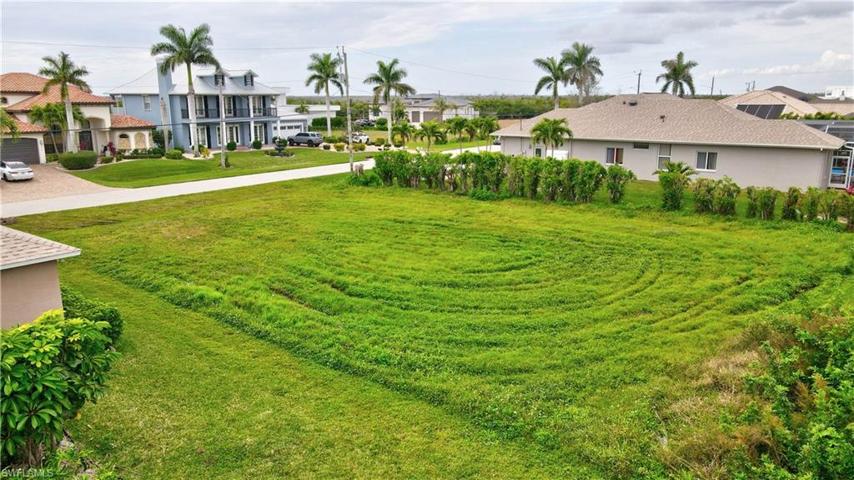 2811 SW 29th CT, CAPE CORAL FL 33914