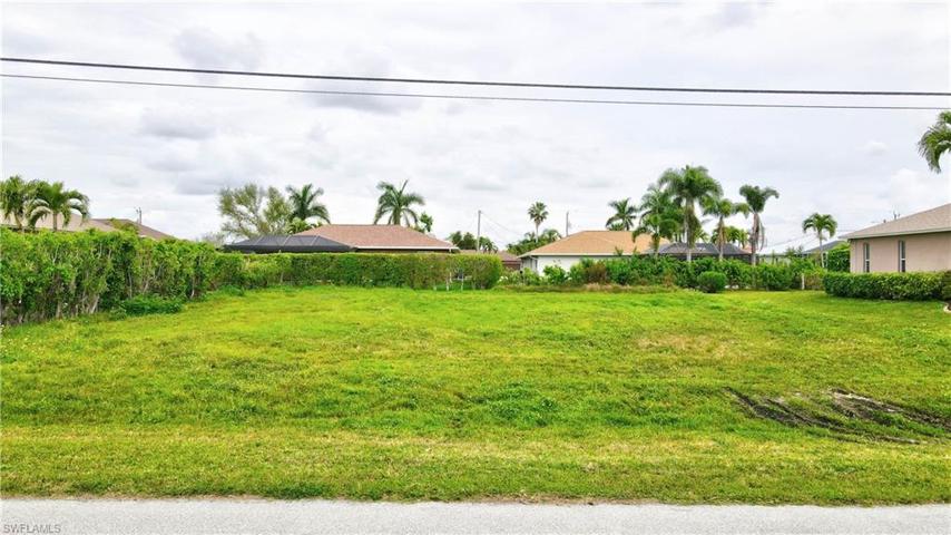 2811 SW 29th CT, CAPE CORAL FL 33914