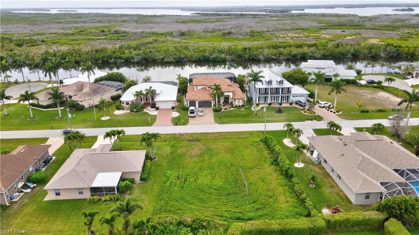 2811 SW 29th CT, CAPE CORAL FL 33914