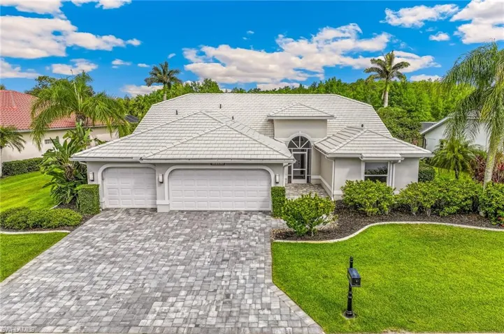 14561  Old Hickory  BLVD, Fort Myers, FL 33912
