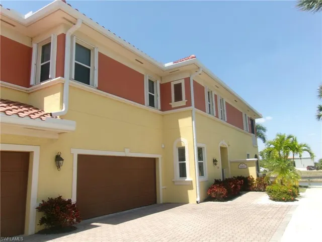 174  Shadroe Cove  CIR, Cape Coral, FL 33991