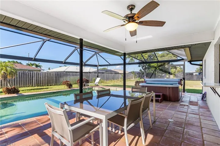 210 SW 43rd  LN, Cape Coral, FL 33914