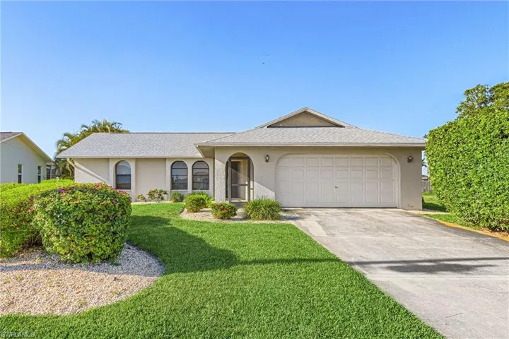 210 SW 43rd  LN, Cape Coral, FL 33914