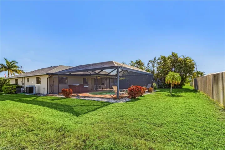 210 SW 43rd  LN, Cape Coral, FL 33914