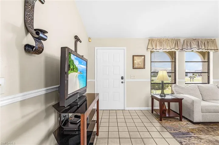 210 SW 43rd  LN, Cape Coral, FL 33914