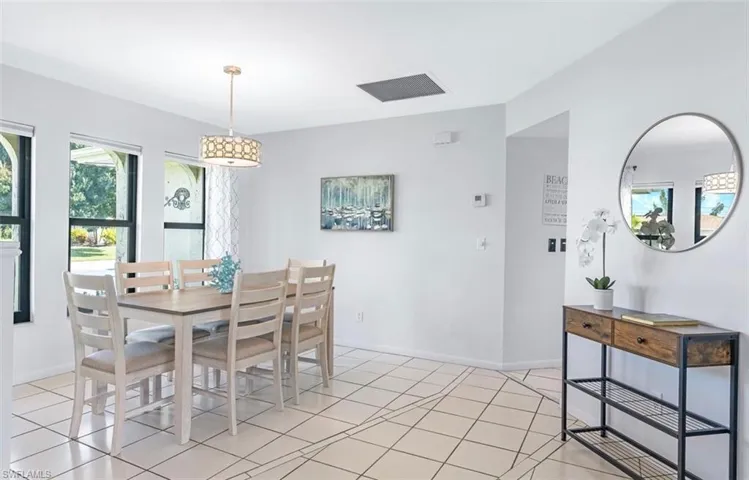 216 Se 30th Ter, Cape Coral, Florida 33904