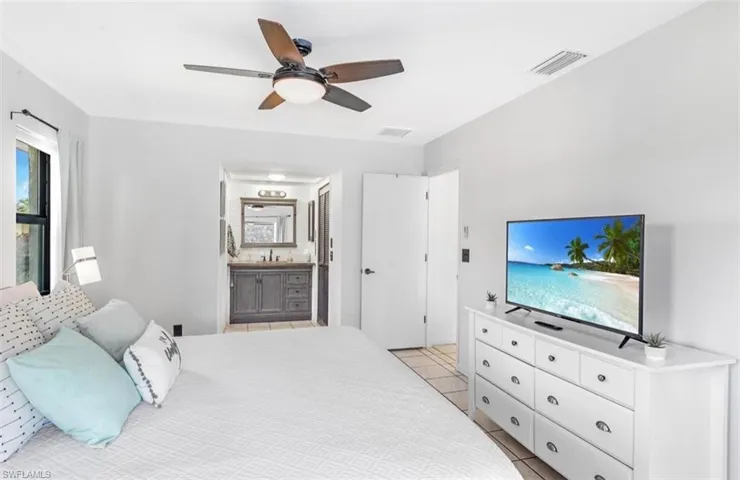 216 Se 30th Ter, Cape Coral, Florida 33904