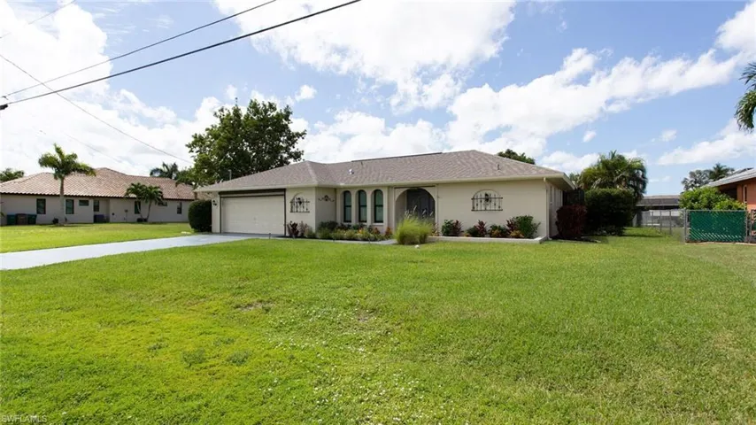 216 Se 30th Ter, Cape Coral, Florida 33904