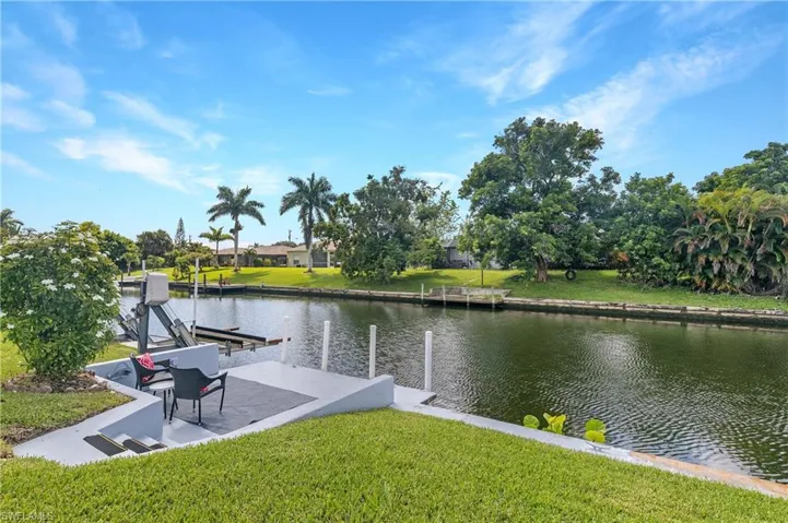 216 Se 30th Ter, Cape Coral, Florida 33904