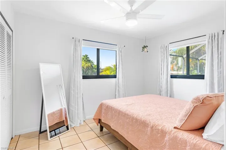 216 Se 30th Ter, Cape Coral, Florida 33904