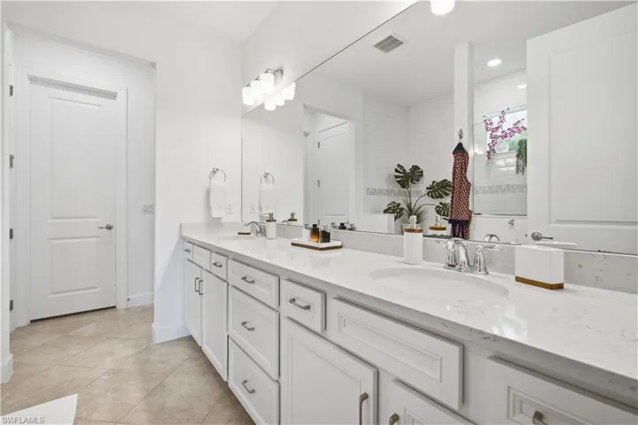 17033 Pine Lily Ln, Punta Gorda, Florida 33982