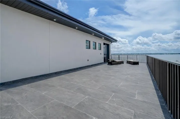 View of patio / terrace with an outdoor living space