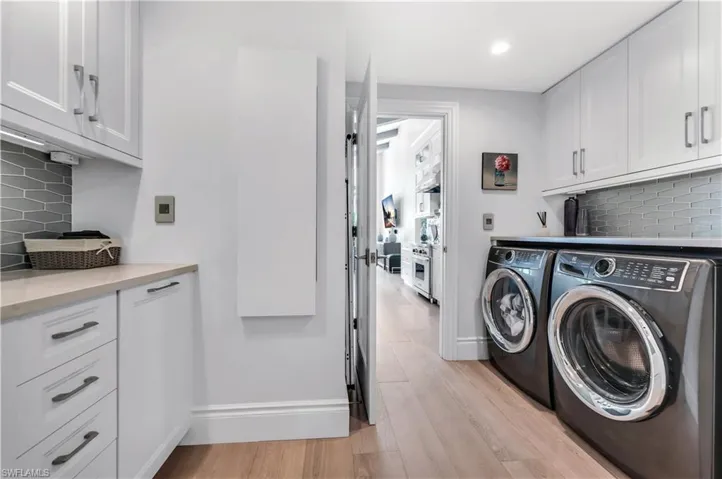 240 Silverado Dr, Naples, Florida 34119