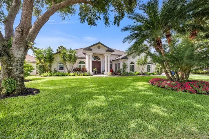 240  Silverado  DR, Naples, FL 34119