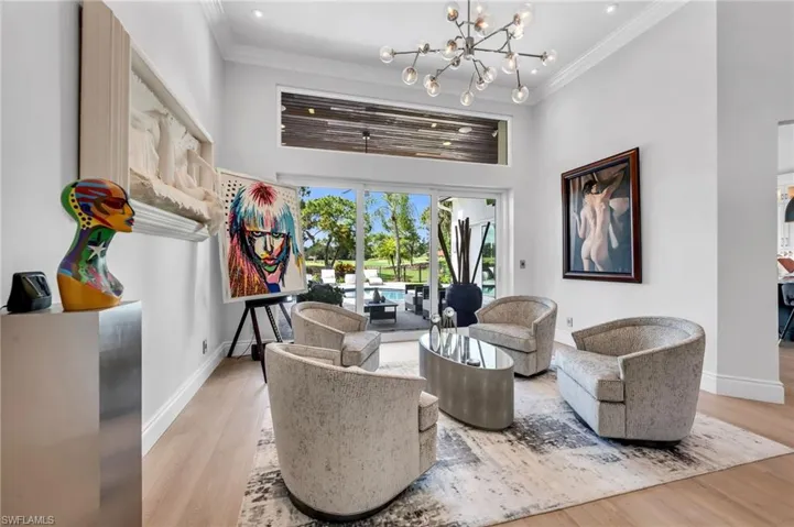 240  Silverado  DR, Naples, FL 34119