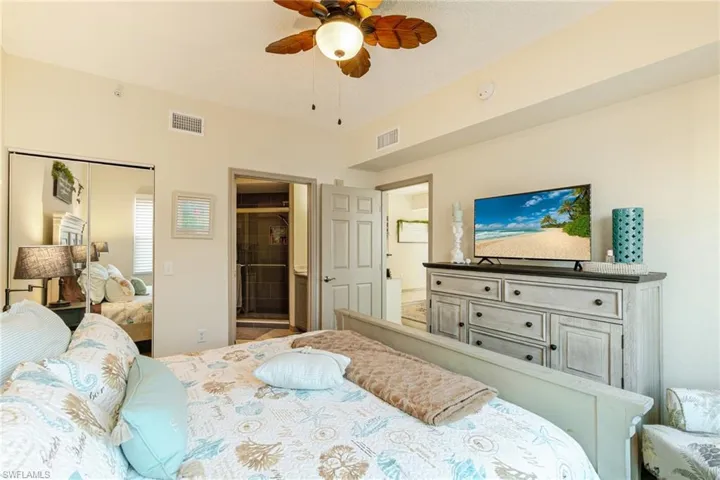 15585 Ocean Walk Cir 216, Fort Myers, Florida 33908
