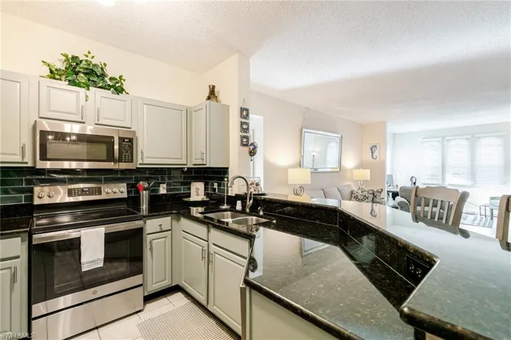 15585 Ocean Walk Cir 216, Fort Myers, Florida 33908