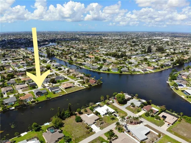 609 SE 21st  ST, Cape Coral, FL 33990